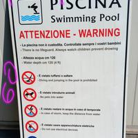 Cartello piscina