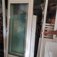 Vari modelli finestra e balcone in alluminio
