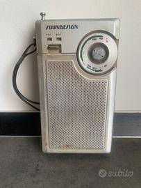 Radio vintage Soundesign 2145 AM/FM da collezione