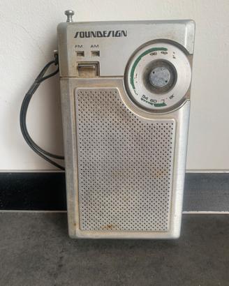 Radio vintage Soundesign 2145 AM/FM da collezione
