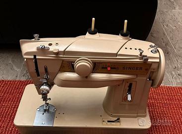 Singer macchina per cucire con valigia Vintage