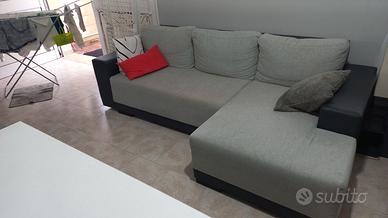 Divano-letto 3 posti apribile colore grigio