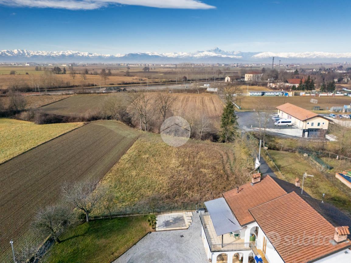 TER. RESIDENZIALE A TRINITÀ - Vista 2