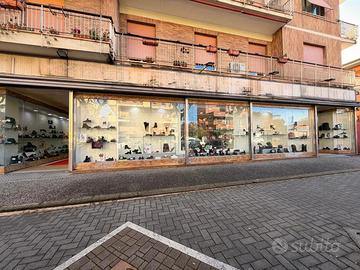 Negozio Ciampino [Via Quattro NovembreACG]