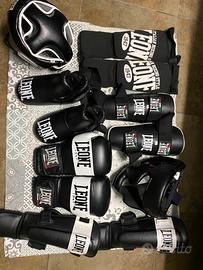 Attrezzatura kick boxing