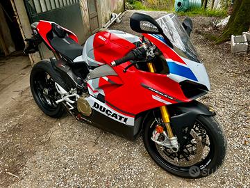 Ducati panigale v4s corse