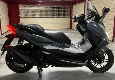 Honda Forza 350 - 2023 - KM 980