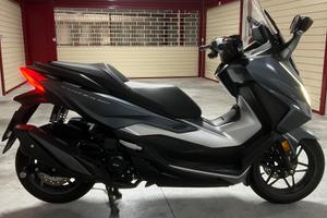 Honda Forza 350 - 2023 - KM 980