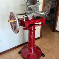 Affettatrice n.5 Berkel del 1926.