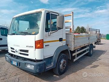 Nissan atleon 120 cassone fisso 5.30m