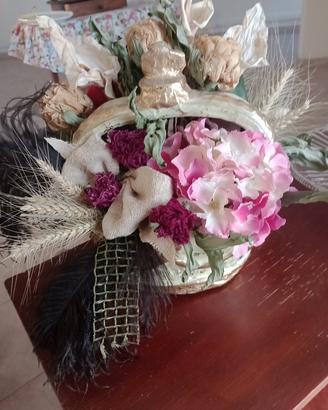 corona di fiori finti e secchi 