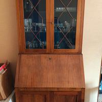 N. 2 vetrine gemelle