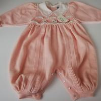 Tutina in pura lana vergine per neonata