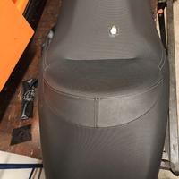 Sella originale tricity 300 anno2025