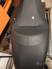 Sella originale tricity 300 anno2025