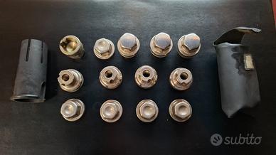 DADI BULLONI ANTIFURTO RUOTA LAND ROVER