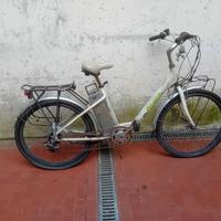 city bike elettrica cerchio 26 batterie a litio