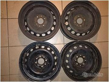 n. 2+2 Cerchi ferro 5,5Jx14H2 ET35 4 fori – Fiat..