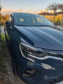 Captur Plug-in 2021 - 82.000 chilometri. Ottime c