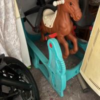 Cavallo a dondolo