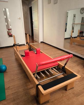 Pilates reformer 