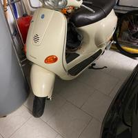 Piaggio Vespa ET 4