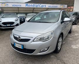 OPEL Astra 4ª serie - 2011