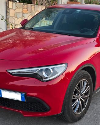 Alfaromeo Stelvio super 2.2 160 cv 