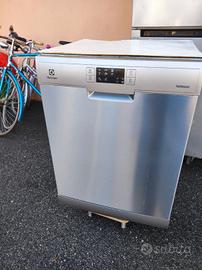 💥 Electrolux lavastoviglie da incasso mod. ESF553
