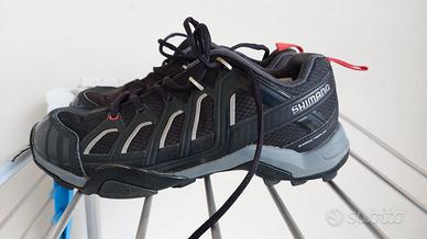 Scarpe da mountain bike Shimano numero 40.