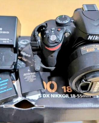 nikok 3200 + 2  obiettivi + accessori 
