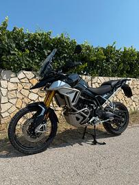 Triumph tiger 900 rally pro