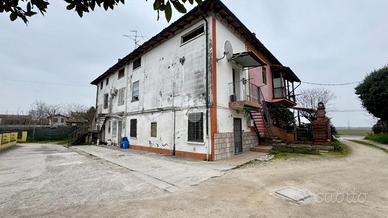 2 LOCALI A BARICELLA