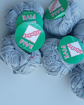 gomitoli di cotone 