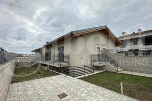 Villetta quadrifamiliare Marino (Frattocchie)