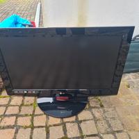 TV  LG  32 
