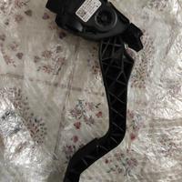 pedale acceleratore Citroen C3 anno 2012