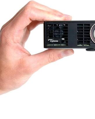 Mini proiettore potente optoma ML750E