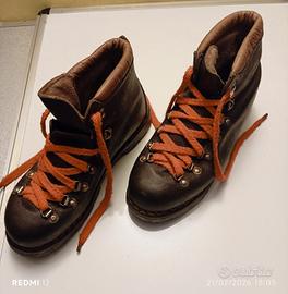 SCARPONI DA MONTAGNA ANNI 70