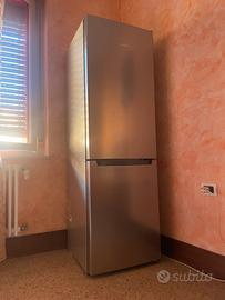 Frigorifero BOSCH come nuovo.