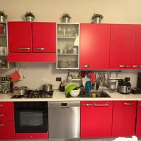 Cucina Moderna Rossa 330 cm con Lavastoviglie e Pi