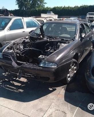 Alfa Romeo 166 Demolita - Per Ricambi