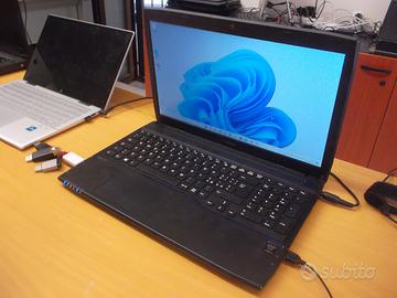 FUJITSU LIFEBOOK  A544  CORE I3 8GB 120SSD  WIN 11