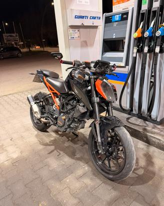 Ktm duke 125 del 2017