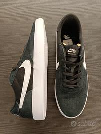 scarpa Nike mod. SB n.45 nera in pelle