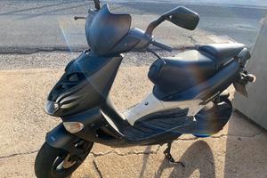 Scooter Aprilia SR GP1 