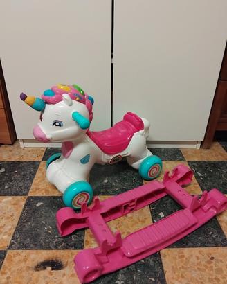 Unicorno Clementoni, con dondolo e ruote