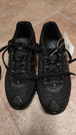scarpe Adidas megaride  nuove 
