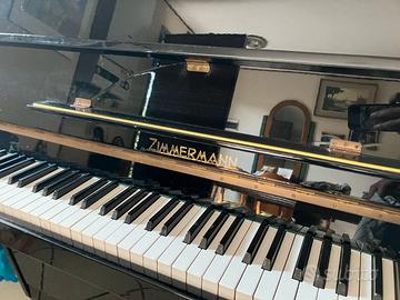 pianoforte verticale Zimmermann a corde incrociate