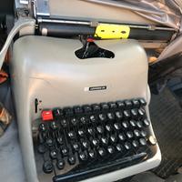 Macchina da scrivere